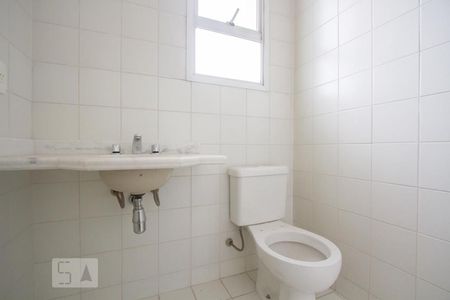 Banheiro de apartamento à venda com 1 quarto, 42m² em Campo Belo, São Paulo