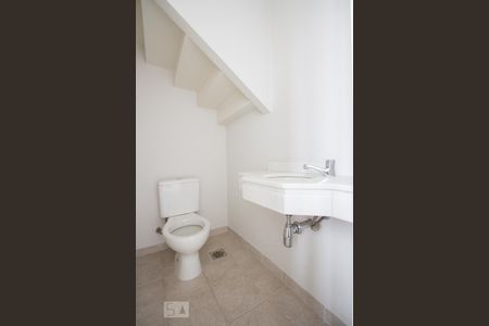 Lavabo de apartamento à venda com 1 quarto, 42m² em Campo Belo, São Paulo