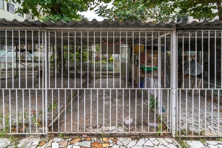 Apartamento para alugar com 55m², 2 quartos e 3 vagasGaragem exclusiva do imóvel