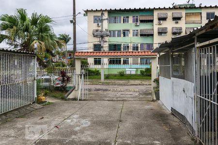 Apartamento para alugar com 55m², 2 quartos e 3 vagasPortão automático da garagem