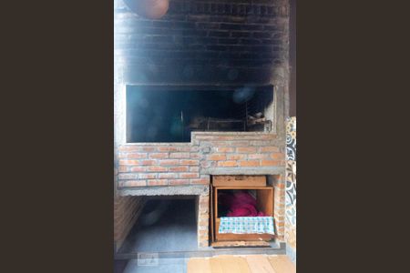 Casa de condomínio à venda com 252m², 4 quartos e 2 vagas Casa de condomínio à venda com 252m², 4 quartos e 2 vagasChurrasqueira