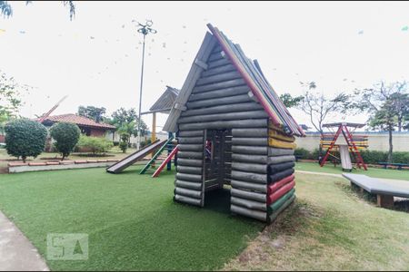 Apartamento à venda com 91m², 3 quartos e 2 vagas Apartamento à venda com 91m², 3 quartos e 2 vagasÁrea Comum - Playground