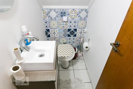 Casa à venda com 142m², 3 quartos e 4 vagasLavabo