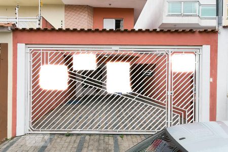 Casa à venda com 142m², 3 quartos e 4 vagasFachada