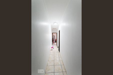 Casa à venda com 142m², 3 quartos e 4 vagasCorredor