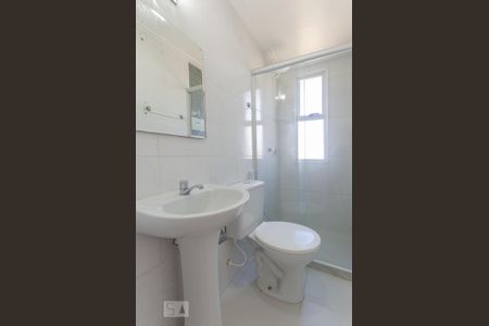 Banheiro da Suíte de apartamento para alugar com 2 quartos, 60m² em Boca do Rio, Salvador