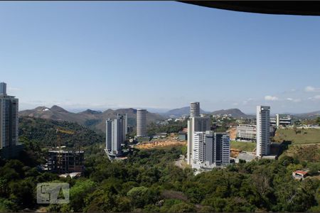 Vista da Sala de apartamento para alugar com 1 quarto, 50m² em Vale do Sereno, Nova Lima