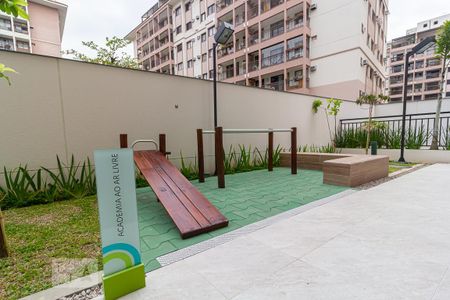 Apartamento para alugar com 46m², 2 quartos e 1 vaga Apartamento para alugar com 46m², 2 quartos e 1 vagaPlayground