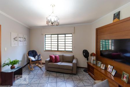 Sala de TV de casa à venda com 5 quartos, 247m² em Jardim Nilópolis, Campinas