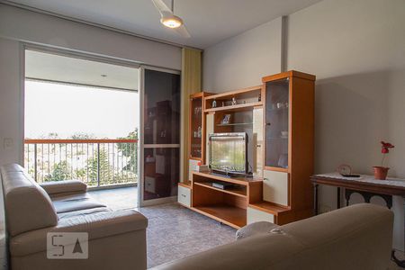 Sala de apartamento para alugar com 4 quartos, 129m² em Barra da Tijuca, Rio de Janeiro