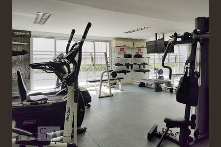 Apartamento para alugar com 129m², 4 quartos e 2 vagasÁrea Comum - academia