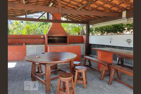 Apartamento para alugar com 129m², 4 quartos e 2 vagasÁrea Comum - churrasqueira 