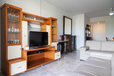 Sala de apartamento para alugar com 4 quartos, 129m² em Barra da Tijuca, Rio de Janeiro