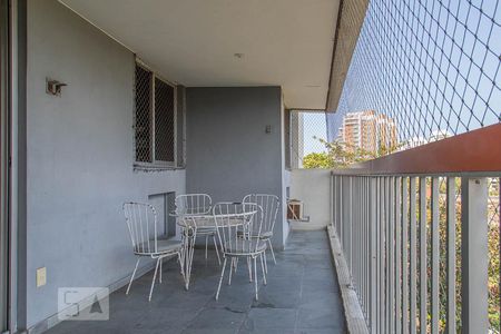 Varanda  de apartamento para alugar com 4 quartos, 129m² em Barra da Tijuca, Rio de Janeiro