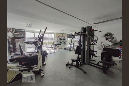 Apartamento para alugar com 129m², 4 quartos e 2 vagasÁrea Comum - academia