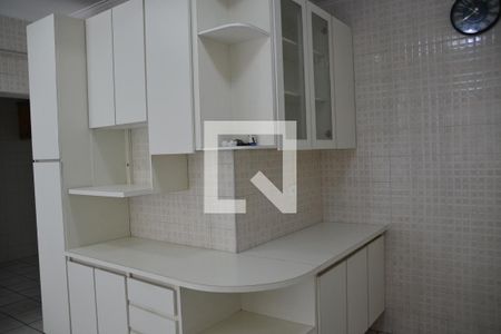 Casa à venda com 135m², 3 quartos e 2 vagasCozinha