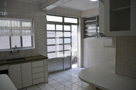 Casa à venda com 135m², 3 quartos e 2 vagasCozinha