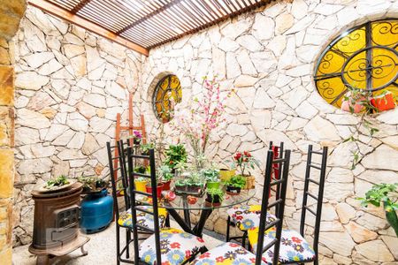 Casa à venda com 250m², 5 quartos e 3 vagasJardim de inverno