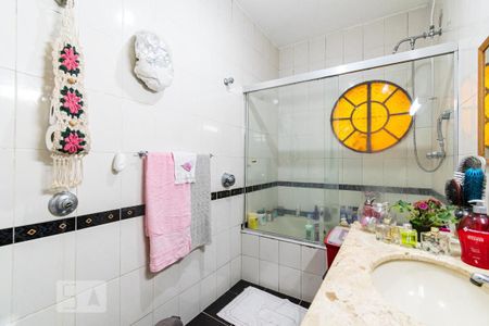 Casa à venda com 250m², 5 quartos e 3 vagasBanheiro da Suíte