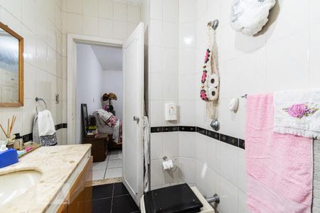 Casa à venda com 250m², 5 quartos e 3 vagasBanheiro da Suíte