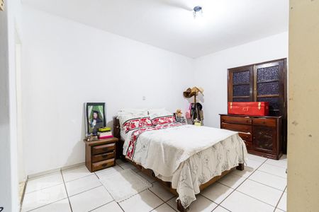 Casa à venda com 250m², 5 quartos e 3 vagasSuíte
