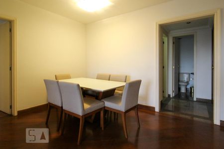 Sala de apartamento à venda com 3 quartos, 116m² em Vila Nova Conceição, São Paulo