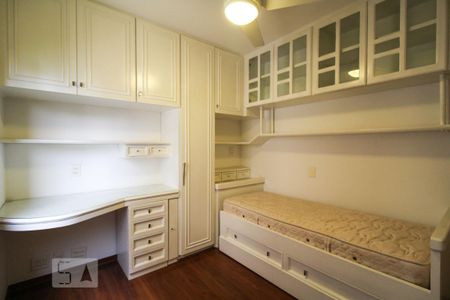 Apartamento à venda com 116m², 3 quartos e 2 vagas Apartamento à venda com 116m², 3 quartos e 2 vagasQuarto 1