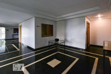 Apartamento à venda com 116m², 3 quartos e 2 vagas Apartamento à venda com 116m², 3 quartos e 2 vagasHall