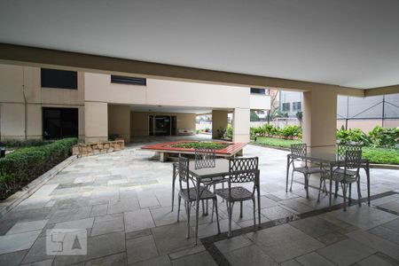Apartamento à venda com 116m², 3 quartos e 2 vagas Apartamento à venda com 116m², 3 quartos e 2 vagasÁrea comum