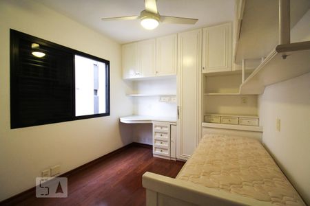 Apartamento à venda com 116m², 3 quartos e 2 vagas Apartamento à venda com 116m², 3 quartos e 2 vagasQuarto 1