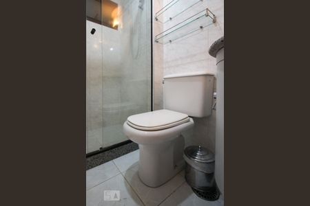 Apartamento à venda com 116m², 3 quartos e 2 vagas Apartamento à venda com 116m², 3 quartos e 2 vagasBanheiro