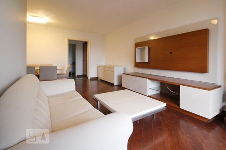 Sala de apartamento à venda com 3 quartos, 116m² em Vila Nova Conceição, São Paulo