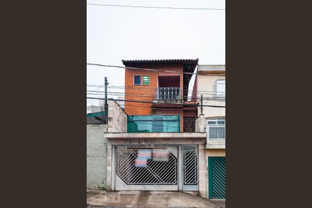 Casa à venda com 250m², 3 quartos e 5 vagas Casa à venda com 250m², 3 quartos e 5 vagasFachada