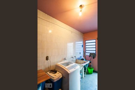 Casa à venda com 250m², 3 quartos e 5 vagas Casa à venda com 250m², 3 quartos e 5 vagasÁrea de Serviço