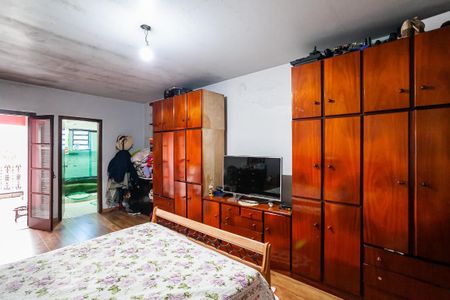 Casa à venda com 250m², 3 quartos e 5 vagas Casa à venda com 250m², 3 quartos e 5 vagasSuíte