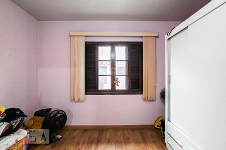 Casa à venda com 250m², 3 quartos e 5 vagas Casa à venda com 250m², 3 quartos e 5 vagasQuarto 3