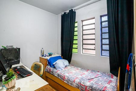 Casa à venda com 250m², 3 quartos e 5 vagas Casa à venda com 250m², 3 quartos e 5 vagasQuarto 2