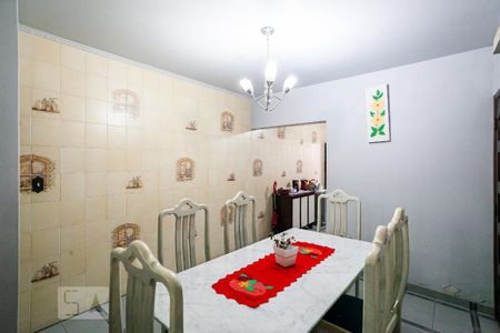 Casa à venda com 250m², 3 quartos e 5 vagas Casa à venda com 250m², 3 quartos e 5 vagasSala de Jantar