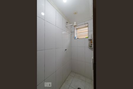 Casa à venda com 450m², 6 quartos e 4 vagasBanheiro da Suíte 5 do andar inferior