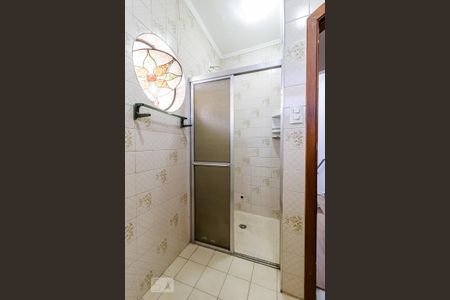 Casa à venda com 450m², 6 quartos e 4 vagasBanheiro andar superior