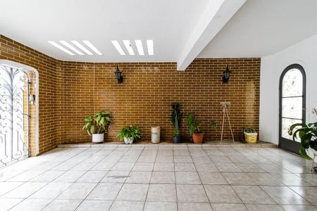 Casa à venda com 450m², 6 quartos e 4 vagasGaragem