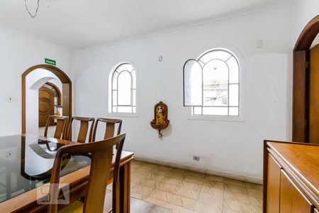 Casa à venda com 450m², 6 quartos e 4 vagasSala de Jantar