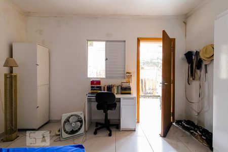 Casa à venda com 450m², 6 quartos e 4 vagasSuíte 5 do andar inferior