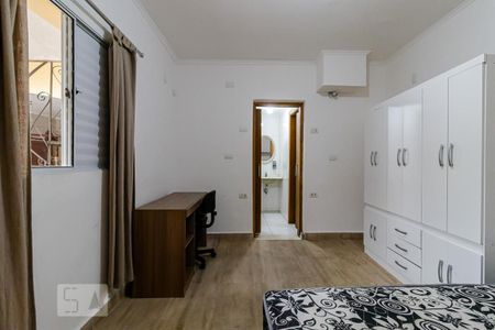 Casa à venda com 450m², 6 quartos e 4 vagasSuíte 4 do andar inferior