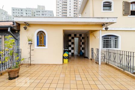 Casa à venda com 450m², 6 quartos e 4 vagasSacada