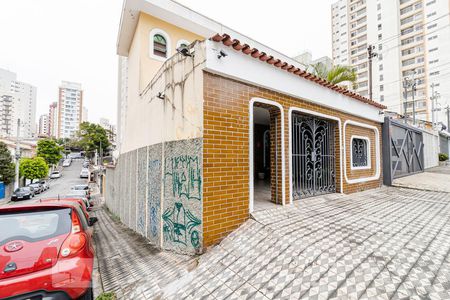 Casa à venda com 450m², 6 quartos e 4 vagasFachada
