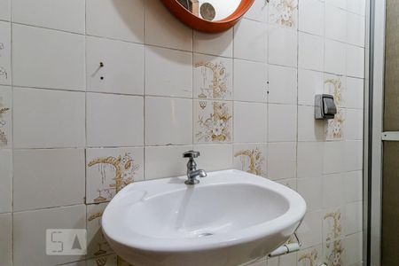 Casa à venda com 450m², 6 quartos e 4 vagasBanheiro da Suíte 3 andar principal