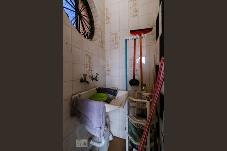 Casa à venda com 450m², 6 quartos e 4 vagasÁrea de Serviço