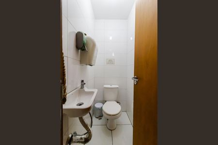 Casa à venda com 450m², 6 quartos e 4 vagasBanheiro de Serviço