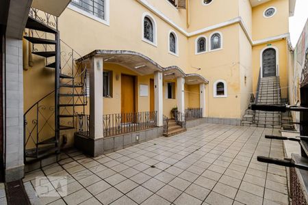 Casa à venda com 450m², 6 quartos e 4 vagasQuintal do Andar inferior